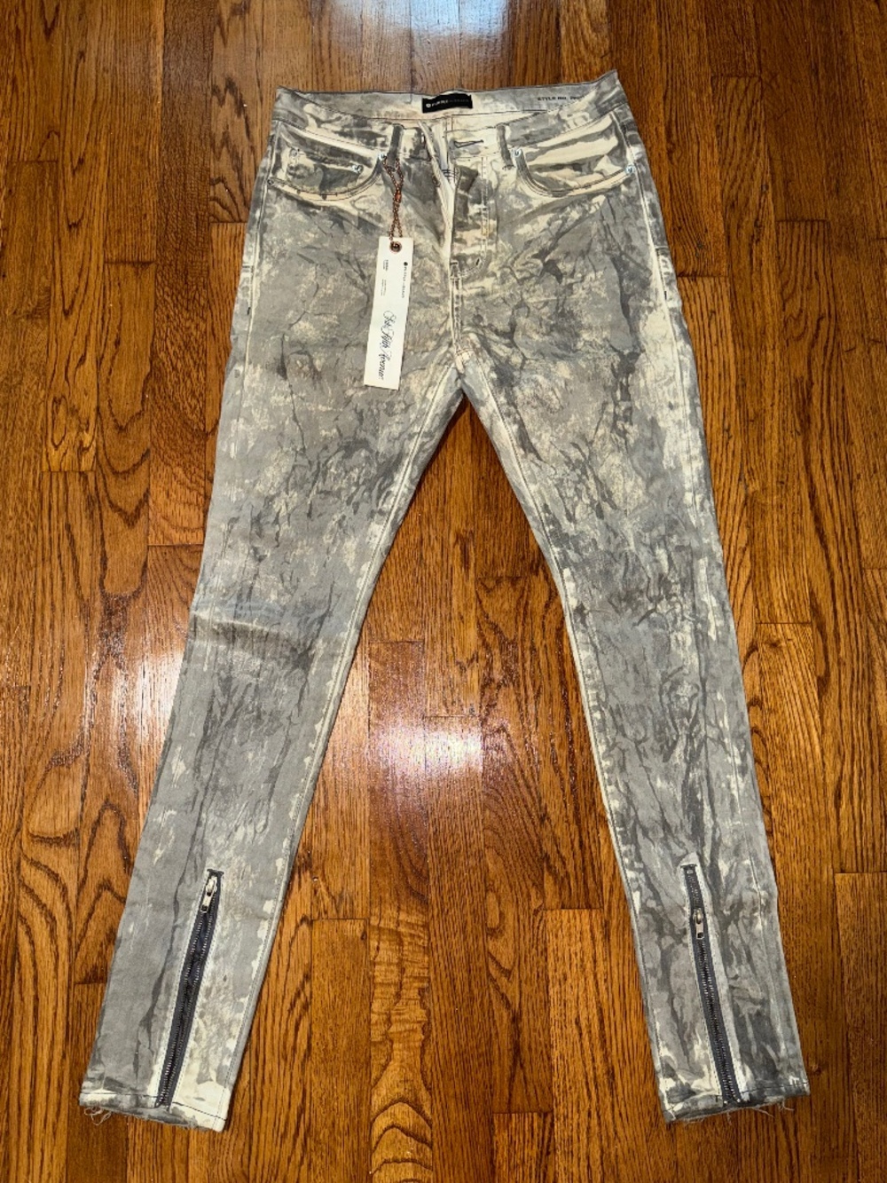urple Brand Men’s Slim Fit Low Rise Acid Wash Skinny Denim Jeans Gray/White